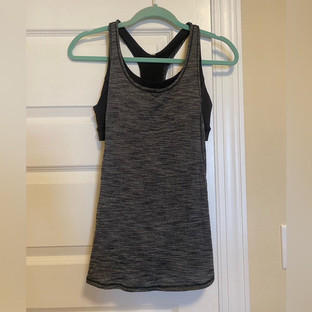 Lulu Lemon Women’s Work Out Tank Top with Built in Padded Sports Bra